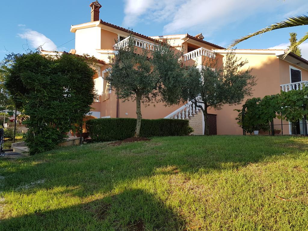 Apartman Andela Labinci Exterior foto